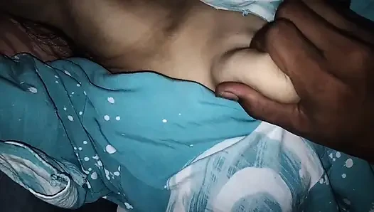 pagi yang nikmat penisku tegang dan nafsu yang tinggi dan istri yang menggoda