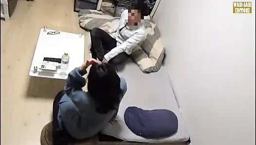 Zarif olgun kadınlarla gündelik sokak karşılaşmaları özel yetişkin anlarına yol açıyor -sahne.3