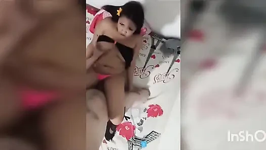 Ich habe diesen mann eingestellt, mich zu ficken, und ich fühle, als ob er nicht wusste, wie ich mich befriedigen kann