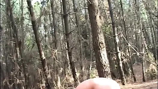 Tiga pelacur untukku!! Tante seksi yang haus kontol adalah impianku