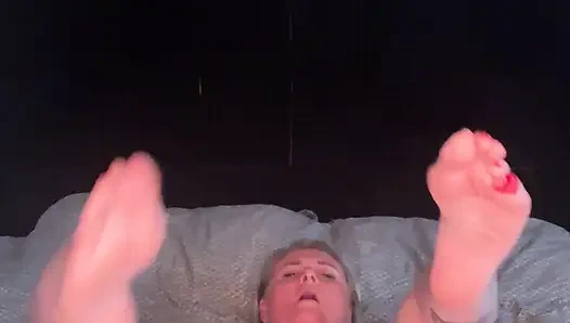 Schau zu, masturbieren und für dich kommen