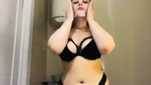 Kurviges bBW-mädchen in nahaufnahme, so heiß gefickt