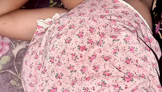 Desi heißes dorf bhabi voller SEX mit ehemann volles SEXVIDEO