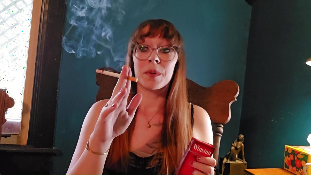 Ms Thrope Smokes and tries new brands of cigarettes