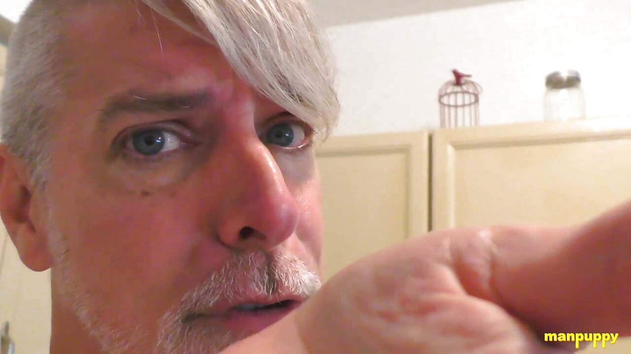 ManPuppy Richard Lennox Humiliates His Tiny Stepson With a Gross Smoothie
