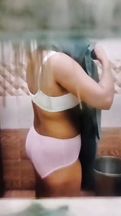 Anni dress mathupodhu