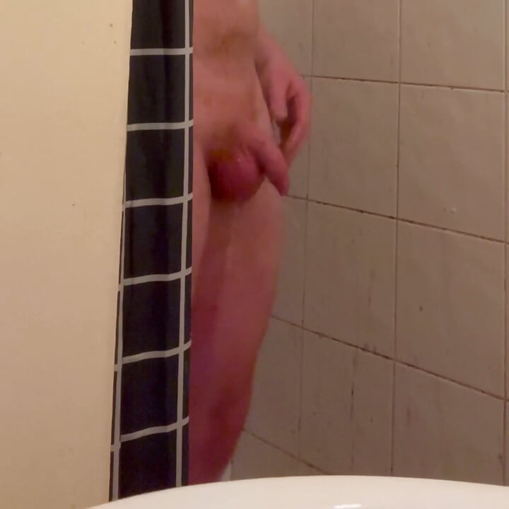 Horny Dilf has huge cum shot after shower