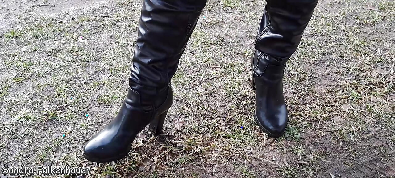 Siapa yang mau jalan-jalan denganku?