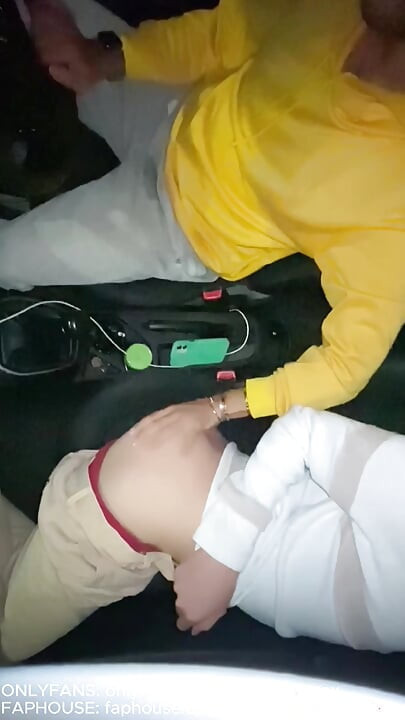 CRUISING GAY BITCH SUCKS IT AND LETS ME CUM IN HER MOUTH IN EXCHANGE FOR TAKING IT HOME