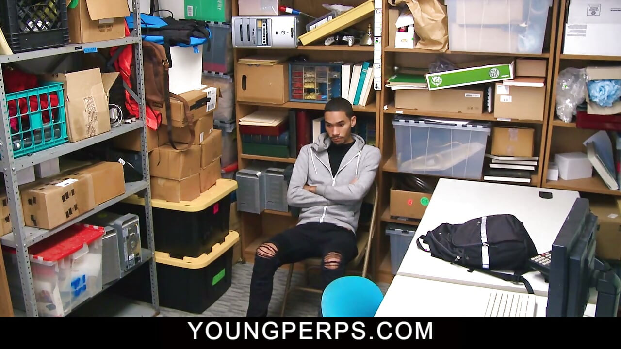 Black male stealer caught shoplifting and fucked by lp officer