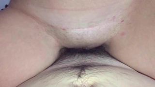 Follando el coño afeitado de mi esposa