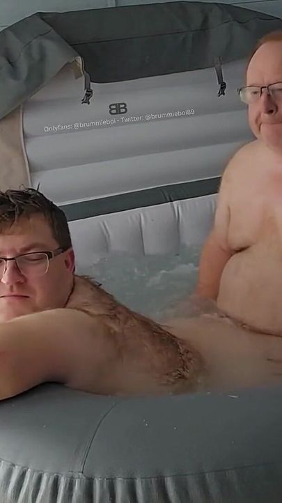 Daddy Fucks His Hairy Bear in the Jacuzzi