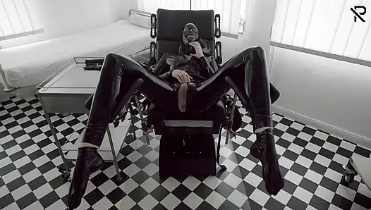 Lastik kliniğinde solo gasmask oyunları bölüm bir