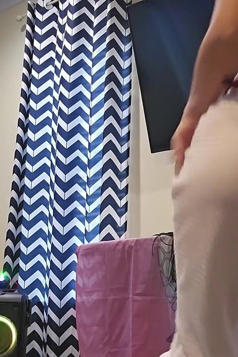 Twerking το Σαββατοκύριακο Hotwife
