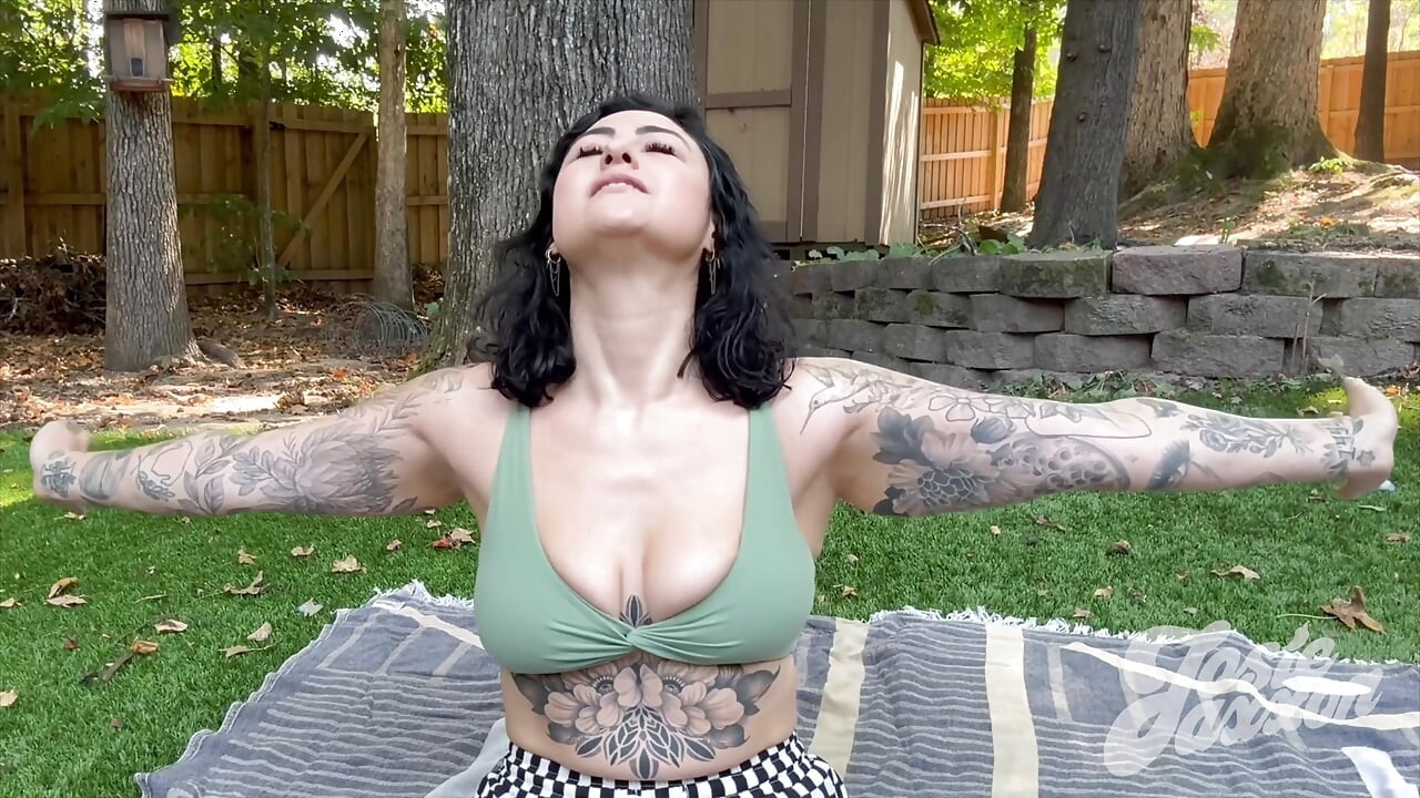 My First Wax Play and Bondage Orgasm with Story Time