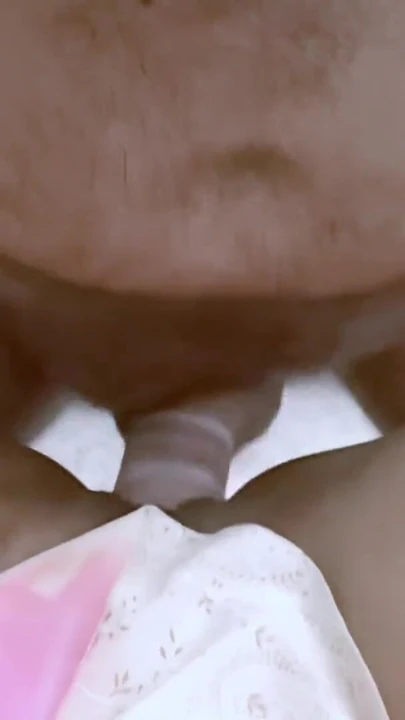 Moment envoûtant de « Natural BigTits Blong est à peine baisée comme elle aime. »