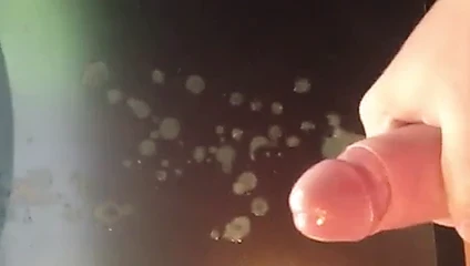 bustymoniqe24'e saygı duruşu