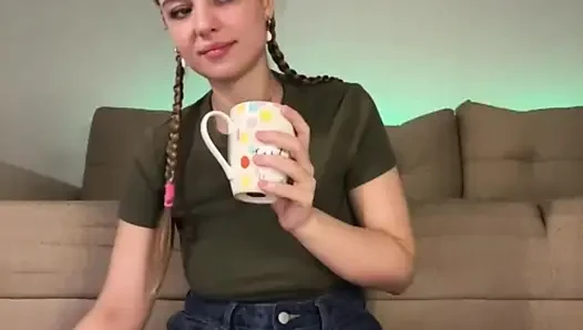 Раком с Jucielussie. Трахаю киску с дилдо