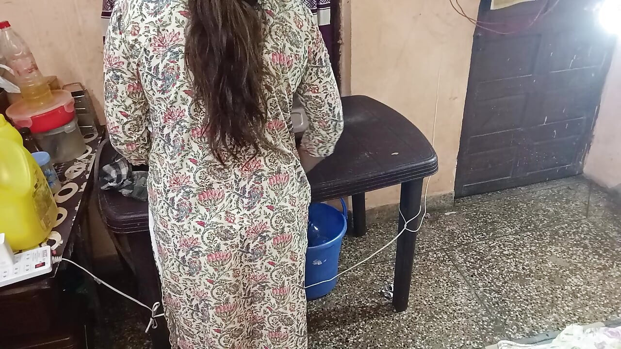 My stepmom was cooking, and I hugged her from behind xxx video hindi talk audio