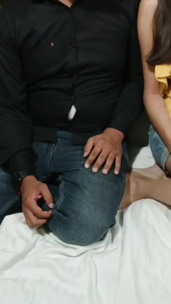 Must-share moment from "Tharki budhe ne jwani ke maze liye virgin ladki ki marr ke"