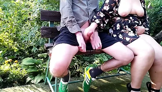 If the Stepmom Flashes Her Sagging Tits, the Stepson Cums Quickly