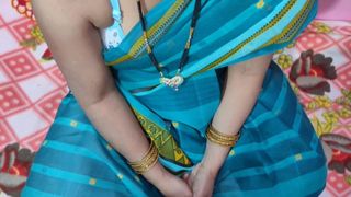 Mooie Bhabhi neukt met vriendje - hete sexy Indische Desi