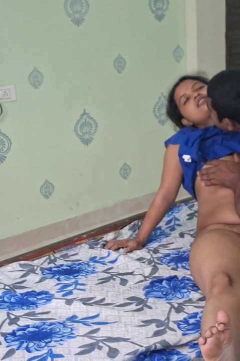Sweetmegha's Sex Vlog on How to Fuck with Huge Cock Step Brother and a Bhabhiji ( Hindi Audio
