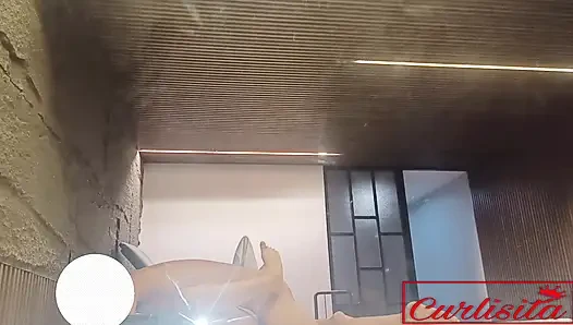 Sıkı ve büyük götlü curlisita dölleniyor