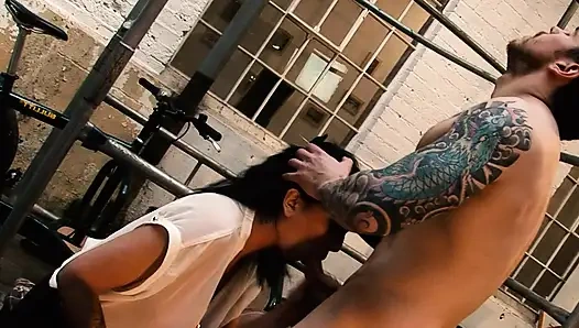 Милфа-шёпот, часть 1