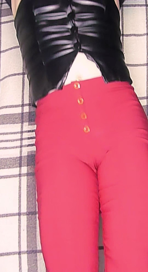 04 Linai Mod Paris Pants Red