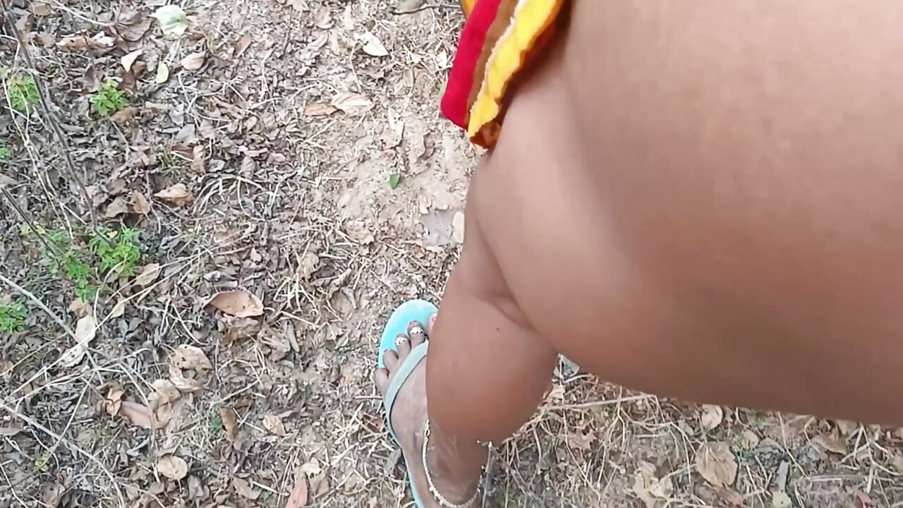 インド人のデシ・アナルはリヤの夫にセックスの仕方を教え、下品な言葉で彼を勃起させました