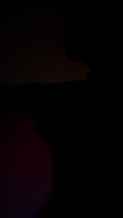 Popuši strejt tipu s maskom