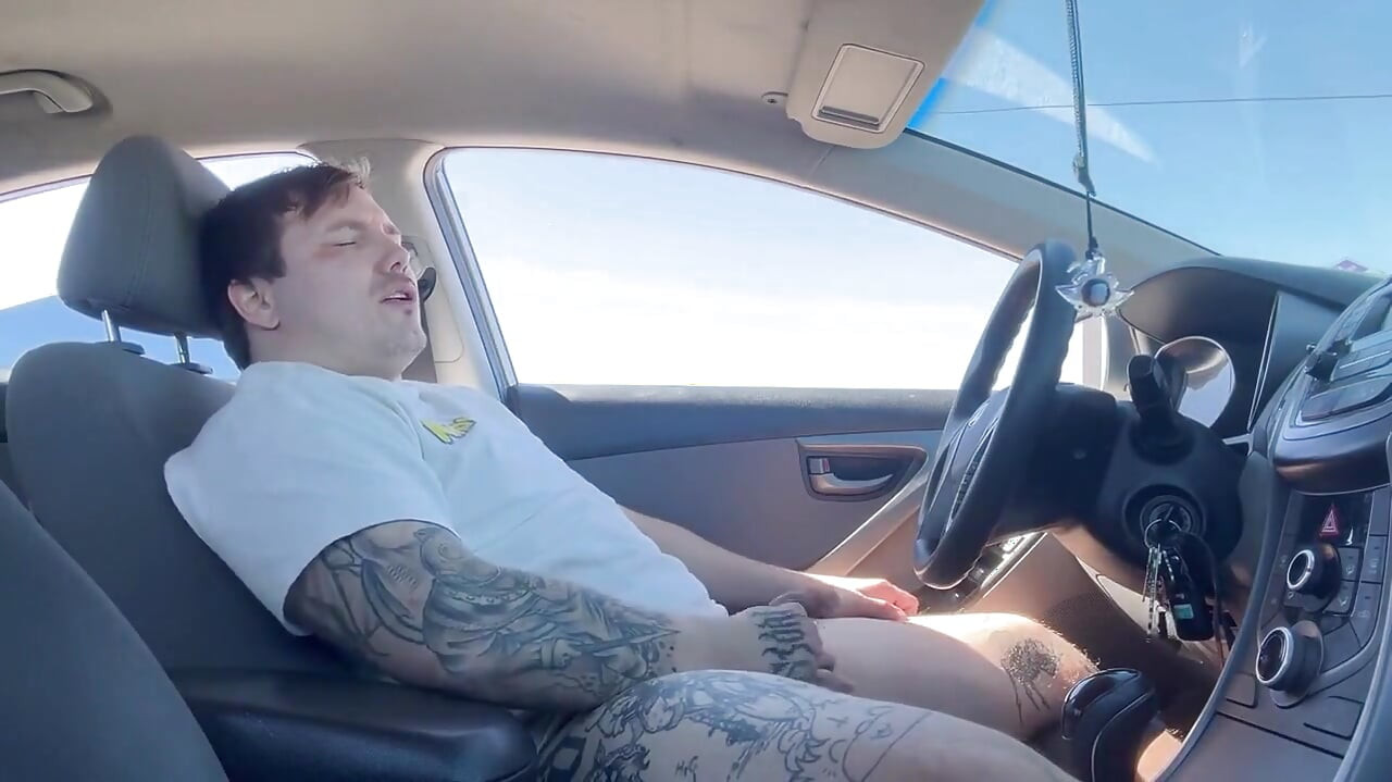 BBW Hotwife Josie Jaxxon Fucks a Stranger in His Car