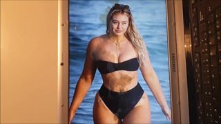 Iskra Lawrence kommt mit Tribut