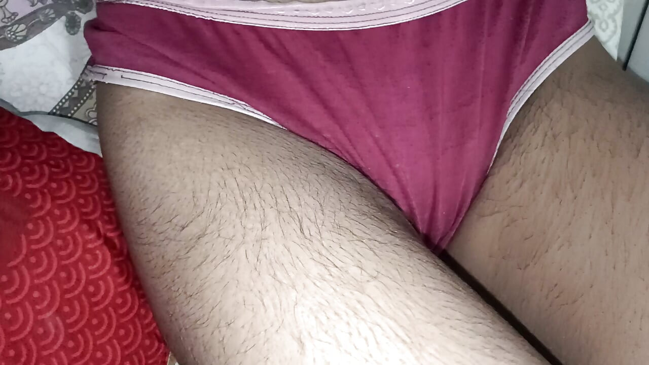 Calls girlfriend home and fucks her