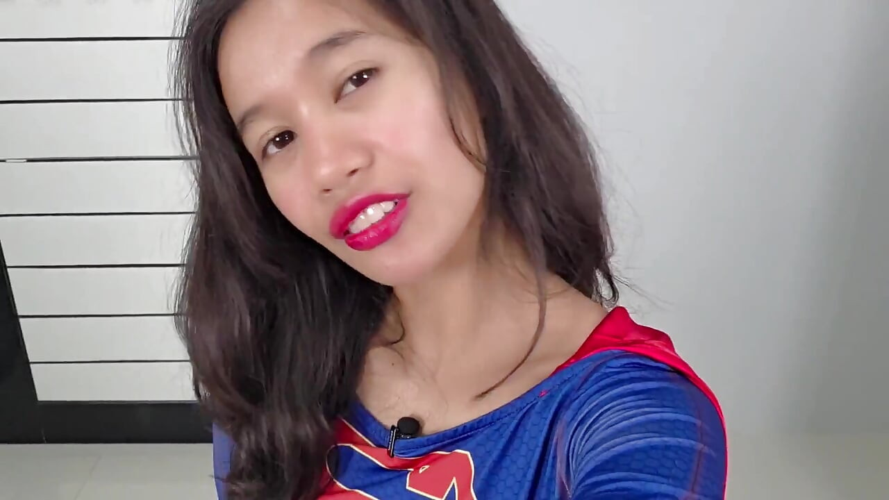 Din GF er Supergirl