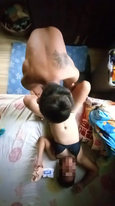 Mlle Gerl se fait sodomiser | Clip 1