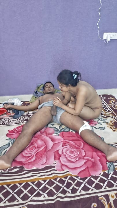 Asian Indian Desi Girlfriend Boyfriend Like MMS Hardcore Fucking and Sensational foreplay Video