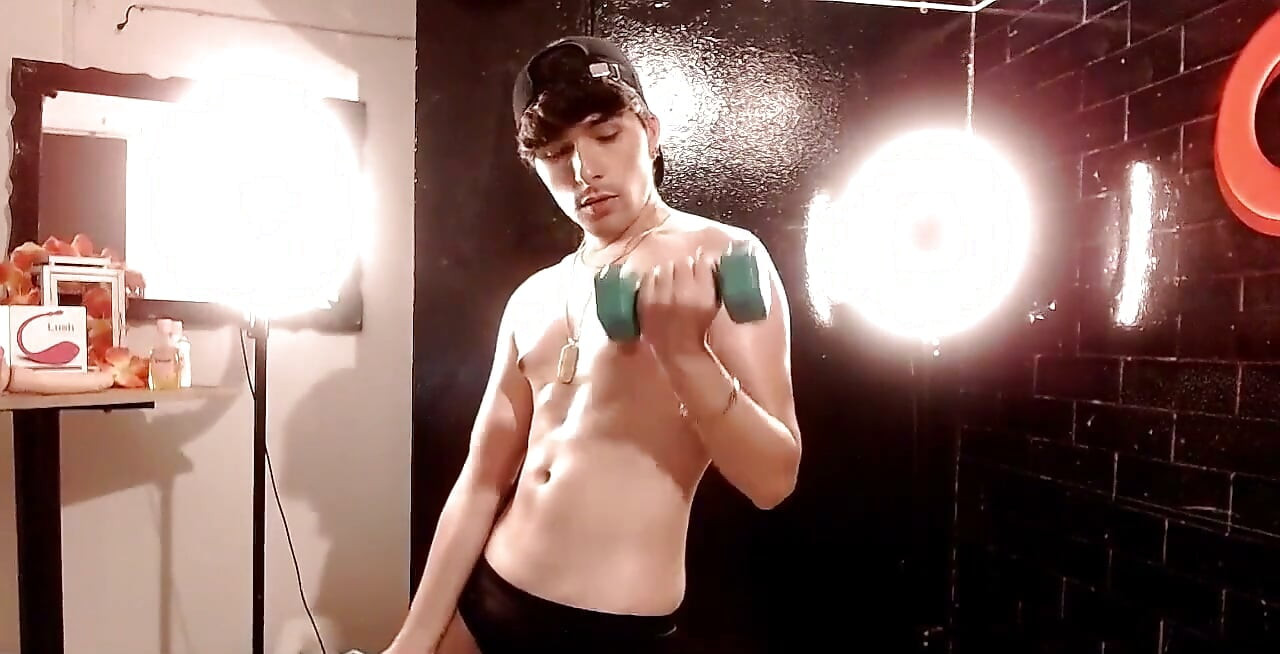 Gym Jerk off