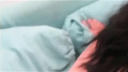 Cewek ini awalnya agak pemalu sebelum jilat 2 kontol dan dientot di ruangan casting bokep pertamanya