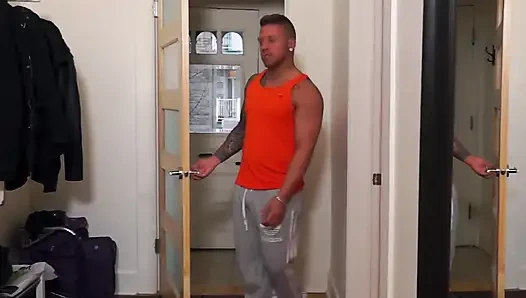 Pukulan Pemain Sepak Bola Setelah Pertandingan