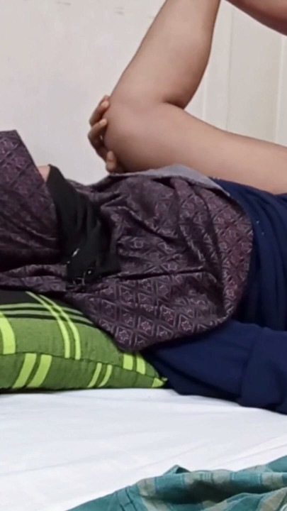 Hijabi Muslim Indian Aunty Hardly Fucked Pussy And Asshol Sex Video. | 短片 2