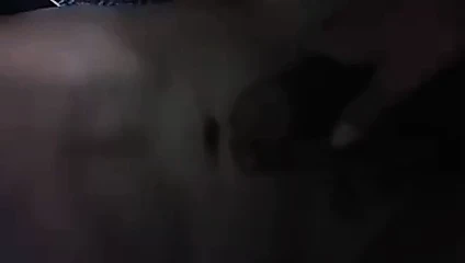 travesti masturbando o namorado e ela ao mesmo tempo