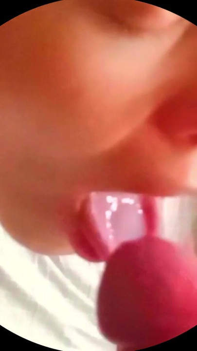 Amateur blowjob and cum swallowing | Clip 2