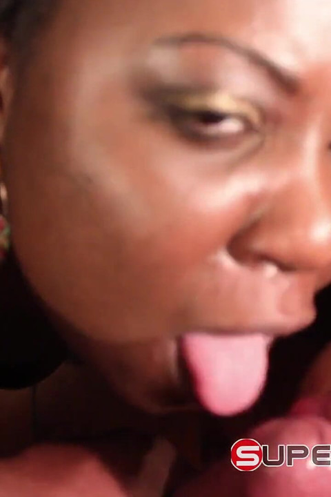 Ebony milf sucks dick with chubby young dumb slut