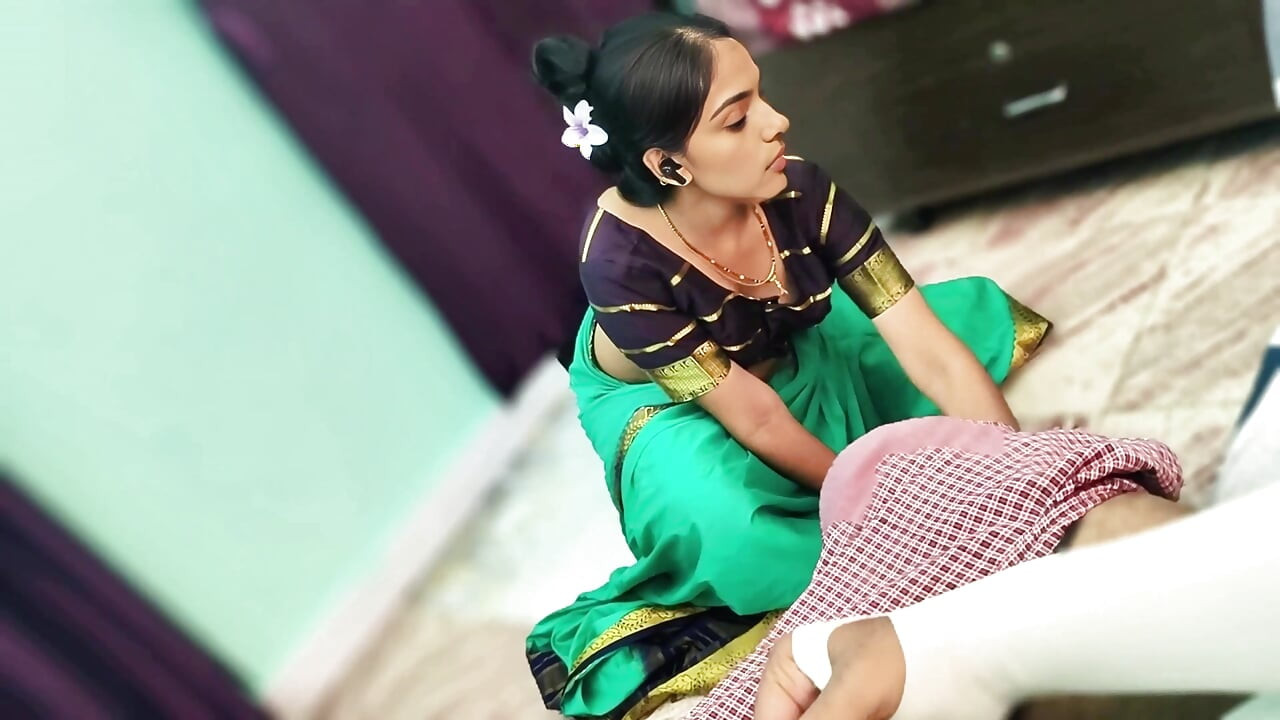 La soubrette indienne se fait baiser en sari, vidéo de sexe hindi complète