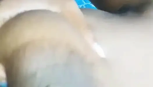 Горячая дези вабхи наслаждается ее горячим телом