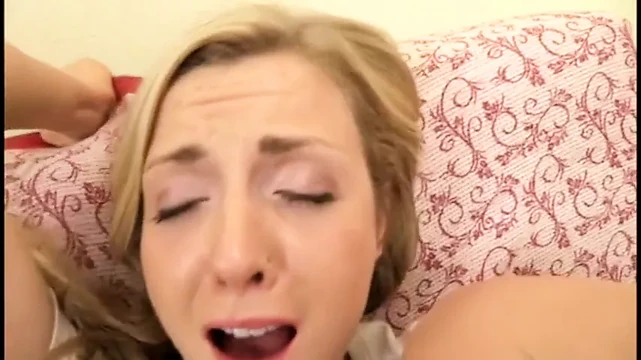 Blonde Housekeeper Babes Hosed on the Job