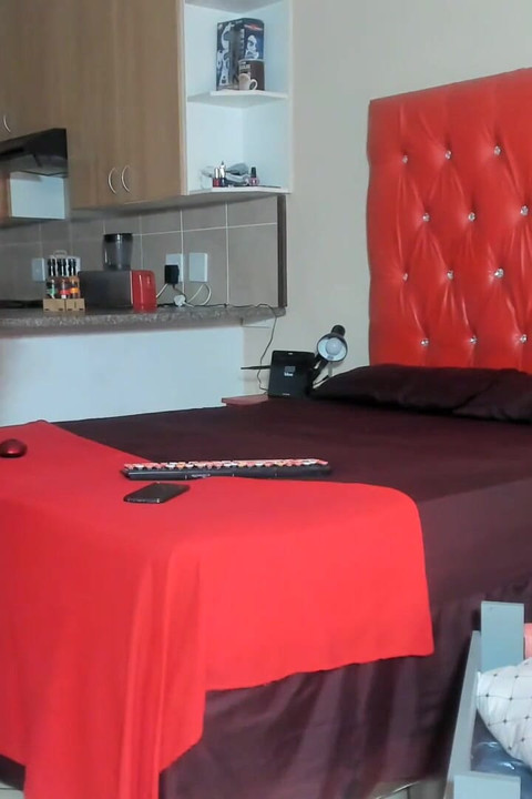 Gros plan, gros cul, ébène écarté