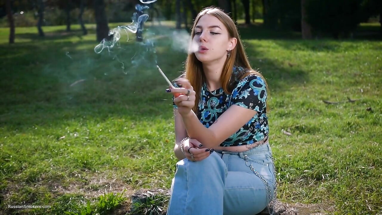 Seductive Russian Beauty Smoking Cigarette Studio Vibes